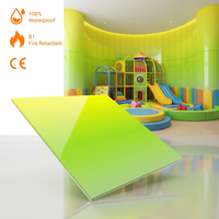 Panel WPC Ramah Lingkungan Gradasi Hijau untuk Sekolah, Rumah Sakit, Taman Kanak-Kanak, Luar Ruangan, Tahan Air, Tahan Api B1, Tangga Modern, Kamar Mandi