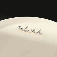 Pendientes de Nombre Personalizados de Lujo TD Trendy, Aretes de Acero Inoxidable Chapados en Oro de 18K con Placa de Nombre Personalizada para Mujer, Regalo para Damas de Honor