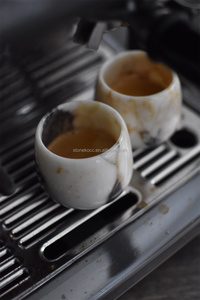 STONEKOCC Juego de Tazas y Bandeja de Mármol Natural Calacatta <span class=keywords><strong>Viola</strong></span> Glod, Taza Pequeña para Café, Té y Espresso, Diseño Minimalista - Product Image 4