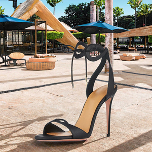 Sandales à talons aiguilles fines pour femmes, avec bride cheville, pour soirées d'été, grandes tailles 44-47, noires et dorées - Product Image 2