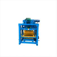 Machine automatique hydraulique de fabrication de blocs creux en béton QT4-25 avec PLC