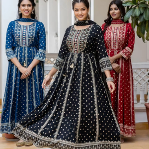 ชุด kurti ชาติพันธุ์ที่สง่างามและมีสไตล์ด้วยการปักที่สวยงามและภาพพิมพ์แบบดั้งเดิมเพื่อให้ดูเป็นเทศกาลที่ไร้กาลเวลา - Product Image 1