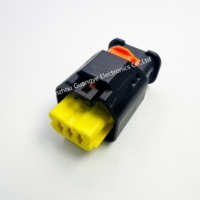Cableado Automotriz USB de 3 Vías con Carcasa de ABS/Nylon, Clasificación IP67, Corriente de 20A, Modelo 1-1801178-4
