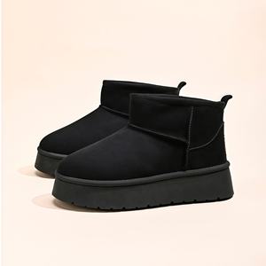 รองเท้าบูทหิมะฤดูหนาวยี่ห้อ <span class=keywords><strong>Ugg</strong></span> ทำจากหนังคุณภาพสูงและเหมาะสำหรับทั้งสวมใส่ลำลองและในสภาพอากาศที่มีหิมะตก - Product Image 5