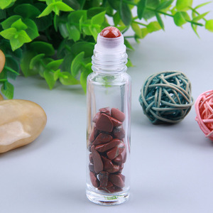 <span class=keywords><strong>Rouleau</strong></span> <span class=keywords><strong>de</strong></span> boule <span class=keywords><strong>de</strong></span> jaspe rouge en cristal <span class=keywords><strong>de</strong></span> pierres précieuses naturelles sur bouteille en verre d'huile <span class=keywords><strong>de</strong></span> parfum - Product Image 3