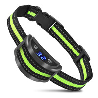 Grünes Nylon Wiederaufladbares Hunde-Erziehungshalsband mit LED-Digitalanzeige, Wasserdicht IP65, Einstellbare Empfindlichkeit, Bellkontrolle und Training