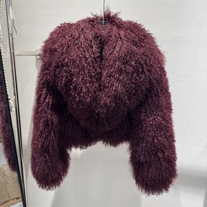 Áo khoác lông cừu Mông Cổ thật dày dặn, xù xì, kiểu dáng ngắn, cổ lông lớn, kèm túi xách, dành cho nữ, mùa đông. - Product Image 6