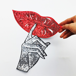 Petit quantité minimale de commande bouche langue paillettes patchs de transfert de chaleur T-shirt mode fer sur lèvres rouges Patch de broderie pour vêtement - Product Image 3