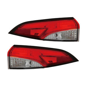 Venta caliente <span class=keywords><strong>precio</strong></span> de fábrica lámpara trasera para <span class=keywords><strong>TOYOTA</strong></span> <span class=keywords><strong>Corolla</strong></span> <span class=keywords><strong>2020</strong></span> <span class=keywords><strong>SE</strong></span>/LE nuevo 81561-12D10 81551-12D10 accesorios de coche lente roja - Product Image 1