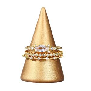 Anello con Diamante a Forma di Fiore H235, Placcato in Oro 18K, Taglio Marquise, Gioiello da Donna per Fidanzamento - Product Image 5