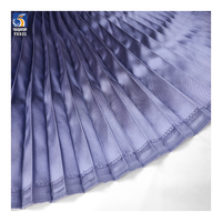 Tela Plisada de Satén de Poliéster YX931 Lila de 3 cm, 100% Poliéster, Elástica, Brillante, Tipo Acordeón, para Vestidos de Mujer