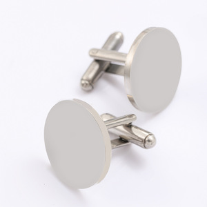 स्टेनलेस स्टील मिरर पॉलिश परिपत्र लेजर उत्कीर्ण रिक्त सामग्री कफलिंक्स और स्टड पुरुषों के न्यूनतम शर्ट बटन - Product Image 5