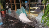 Sculpture de sentier de montagne d'art moderne abstrait en verre de luxe pour l'hôtel