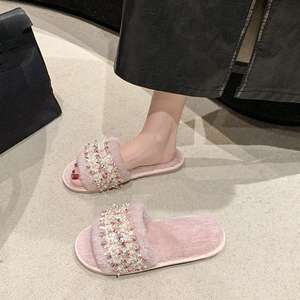 Chaussons d'intérieur plats en fourrure pour femme, collection Hiver 2026 - Product Image 6