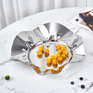 Assiettes de fête <span class=keywords><strong>en</strong></span> acier inoxydable de luxe nordique assiette de fruits hôtel KTV salon plateau de Table à thé ornements décoratifs plats floraux - Product Image 4