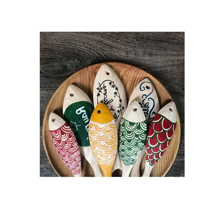 Cheapest Price Wood Small Fish Decorative Wooden fish decore kid toys
