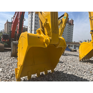Excavatrice sur chenilles hydraulique Komatsu PC350 d'occasion, robuste, de haute qualité, faible nombre d'heures de fonctionnement, poids opérationnel de 35 tonnes, pour le déplacement de roches dures - Product Image 5