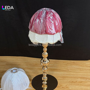 Lámpara de Mesa Clásica LEDA de Metal con Pantalla Blanca de Flecos, Centro de Mesa para Decoración de Bodas, Fiestas de Cumpleaños y Eventos - Product Image 6