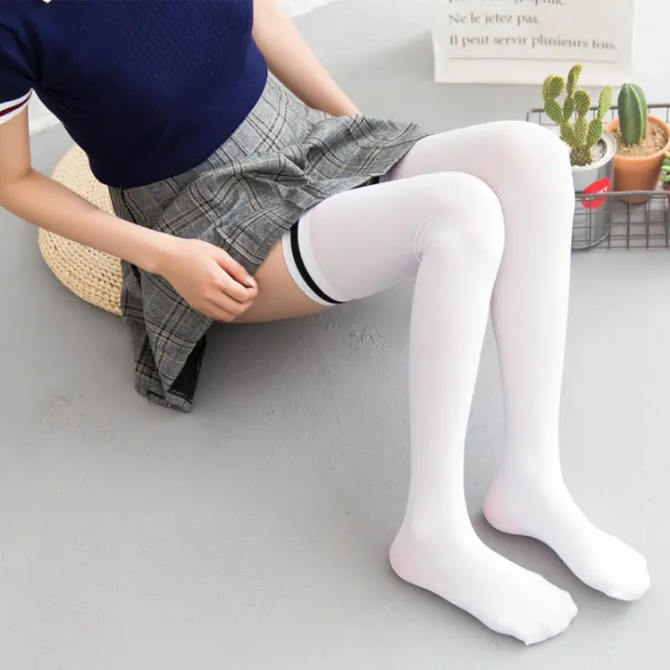 Calcetines japoneses hasta el muslo de una barra para Cosplay al por mayor, Calcetines antideslizantes de terciopelo hasta la rodilla, medias JK para niñas