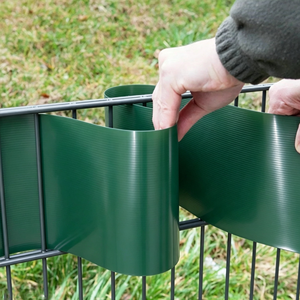 Sunsbuild Bandes de protection de la vie privée en PVC 19cm*35m à installation facile pour clôtures de jardin à double barre - Product Image 5