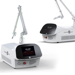 Tragbare Laser-CO2-Fractional-Gesichtsverjüngungs-CO2-Laserschneidmaschine zur Entfernung von Dehnung streifen - Product Image 1