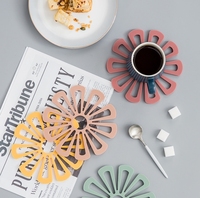 Sous-verres et dessous de plat en silicone résistants à la chaleur, protecteurs de table en forme de fleur, isolation thermique pour usage domestique
