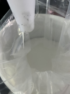 Chất lượng cao 60% chất rắn phân tán PTFE trong nước cho lớp phủ PTFE của thuốc thử hóa học và dệt may - Product Image 3