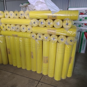 ม้วนผ้าตาข่ายไฟเบอร์กลาสทนอัลคาไลน์สำหรับปูนฉาบผนังรองรับบริการปรับแต่งตามแบบ - Product Image 1