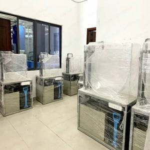 Hoge Transparantie Corrosiebestendige Kwallenbak Geautomatiseerd Waterbeheer Landbouw voor Visvijverbak - Product Image 1