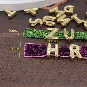 สร้อยข้อมือ DIY ตัวอักษร 26 ตัว ยอดขายดี<span class=keywords><strong>ข</strong></span>้ามพรมแดน สายนาฬิกา 10 มม. พร้อมตัวอั<span class=keywords><strong>ก</strong></span>ษรชุบทอง <span class=keywords><strong>ข</strong></span>ายส่ง - Product Image 3