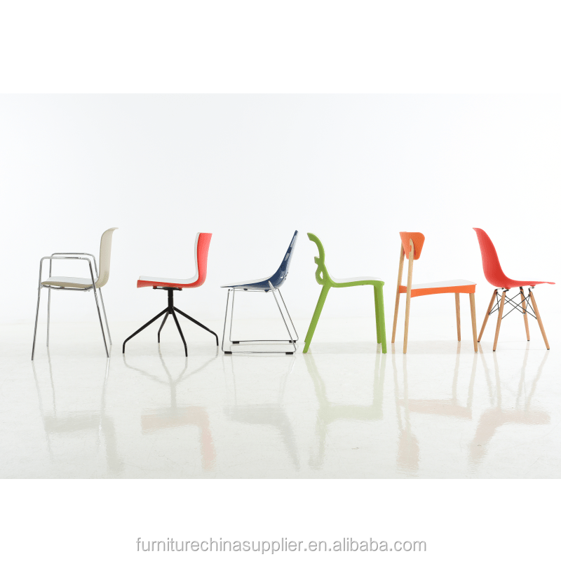 モダンデザインPPプラスチックダイニングチェア、クロムメッキ脚付き