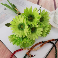 Décoration de mariage, bouquet de fleurs artificielles en chrysanthème au toucher réel, pour une utilisation multi-occasions