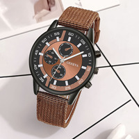 Montre à quartz lumineuse de luxe pour hommes Mouvement SEIKO 20mm Tissu 42mm Cadran Verre Style tendance pour étudiants Option client