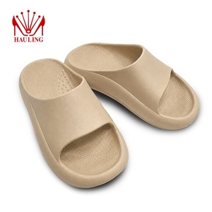 Sandalias ergonómicas de plataforma EVA con suela acolchada gruesa, soporte para el arco del pie, diseño ligero y antideslizante para la familia. - Product Image 5