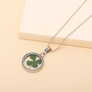 <span class=keywords><strong>2025</strong></span> Новая мода сушеные листья счастливый 4-листовой Клевер круглый стеклянный медальон кулон ожерелье - Product Image 3