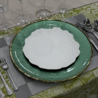 Assiette de présentation en verre multicolore Plats en verre vert Assiettes de présentation en verre à bord doré pour décorations de mariage