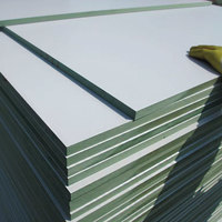 Tablero de MDF Verde Personalizado Resistente a la Humedad/Contra Incendios/Impermeable de 18 mm, Panel de MDF con Revestimiento de Melamina para Mecanizado de Alta Precisión