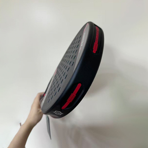 ลดราคาจากโรงงาน ไม้เทนนิสพาเดลแบบเดียวกับ Bullpadell ไม้เทนนิสพาเดลคาร์บอนไฟเบอร์ ไม้เทนนิสพาเดลระดับมืออาชีพ ไม้เทนนิสพาเดล Bullpadell - Product Image 3