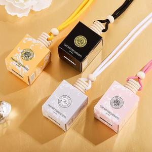High-End Glass Eco-friendly Car Aromatherapy Pendants Essential Oil Hangers Perfume Car Hangers Promotional Car Lanyards