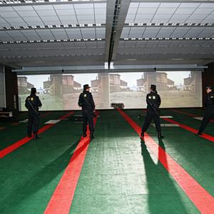 Equipamento de treinamento de tiro a laser de simulação de alta qualidade, suportando treinamento de múltiplos alvos e múltiplas pessoas. - Product Image 1