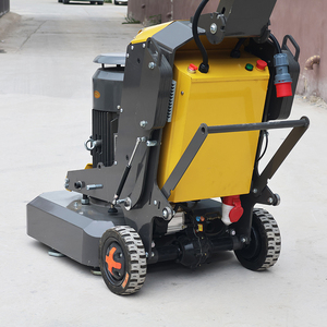 Meuleuse de sol automatique IDEAL 720 mm à succès pour la construction en béton avec moteur 15 kW haute efficacité et réservoir <span class=keywords><strong>d</strong></span>'<span class=keywords><strong>eau</strong></span> de 60 L - Product Image 4
