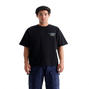 Camiseta Negra de Manga Corta para Hombre con Estampado de Letras en la Parte Delantera, Corte Regular, Diseño Casual de Cuello Redondo en Jersey de Algodón - Product Image 1