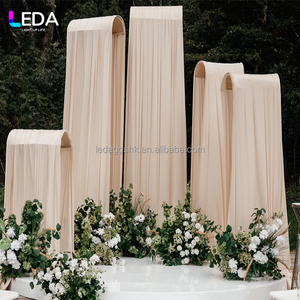 Décorations de mariage en fer forgé en forme de T pour extérieur, pour rideaux de mariage, par LEDA - Product Image 4