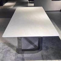 Table à manger rectangulaire moderne minimaliste en marbre de Carrare avec pieds en métal, chaises de salle à manger de luxe pour salon, démontage requis (modèle)
