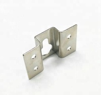 Services de fabrication d'acier doux en acier inoxydable personnalisés OEM Supports d'angle Pièces de pliage Traitement de tôle d'estampage de métal