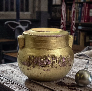 Harry Potte R bombe de bain magique en forme de pot avec poudre de paillettes dorées Halloween - Product Image 1