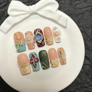 Luna Creates Blue Diamond Treasure Box Autocollants pour <span class=keywords><strong>ongles</strong></span> press-on faits à la <span class=keywords><strong>main</strong></span>, Autocollants pour <span class=keywords><strong>ongles</strong></span> blancs 10 pièces - Product Image 2