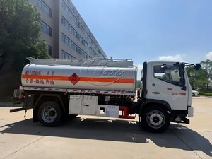 Camion de ravitaillement et de transport de carburant compact à bas prix, fabriqué en Chine, à vendre, 5-9m³, prend en charge le ravitaillement et le transport sur mesure de grands volumes - Product Image 4