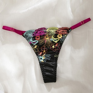 Conjunto de lencería sexy transparente europeo-americano transfronterizo, sin aros, con bordado, media copa, de poliéster, estilo seductor. - Product Image 3