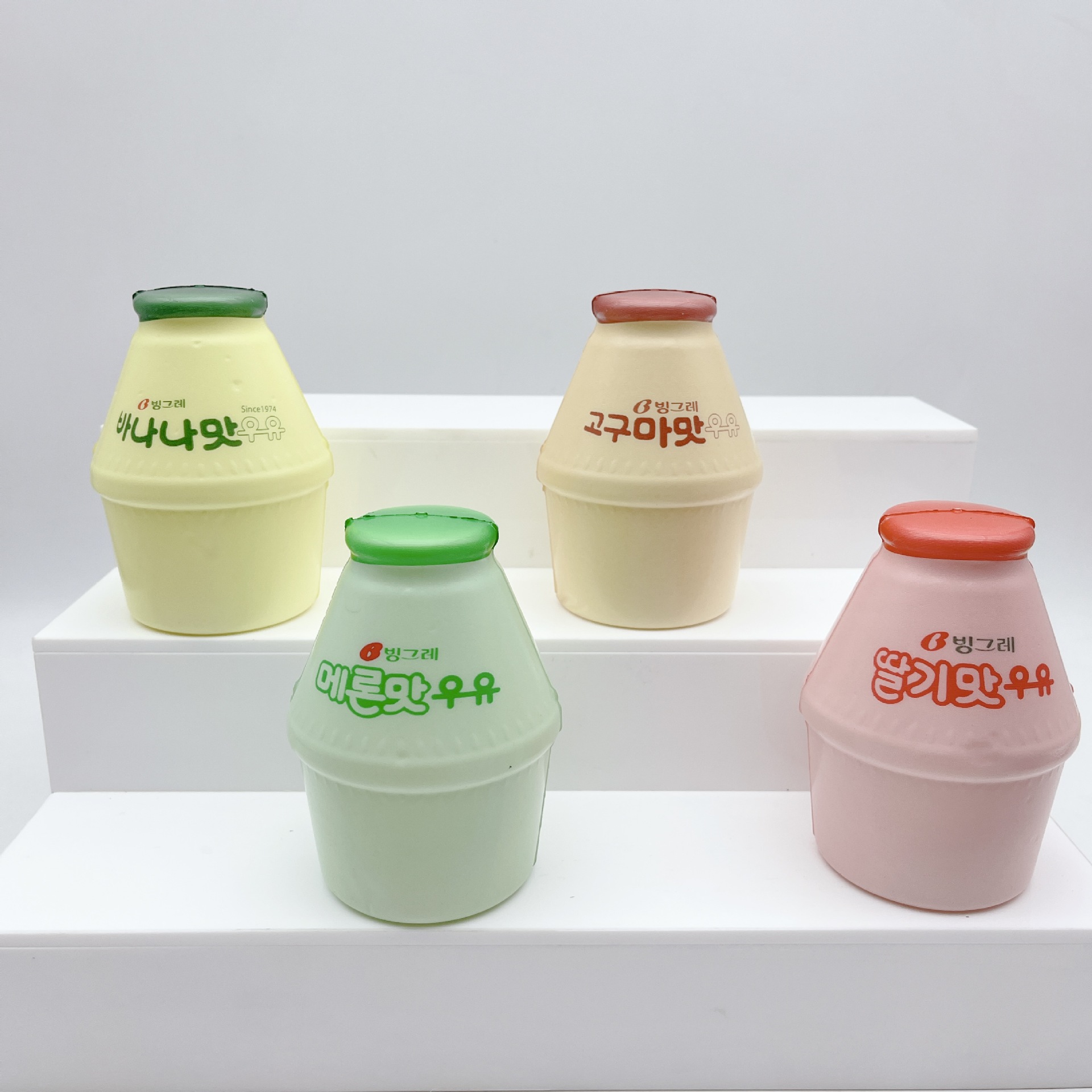 Bouteille de lait (environ 10 cm)